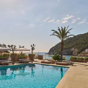 https://cala-llonga-resort.ibizaislandhotels.net